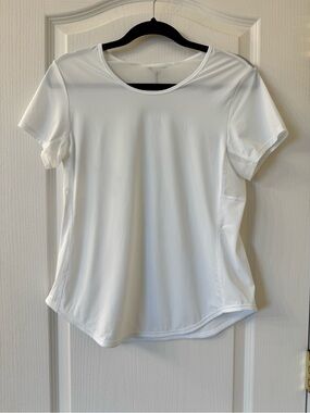 NWT Knix Momenta Performance T-Shirt White Size Medium Athletic Top